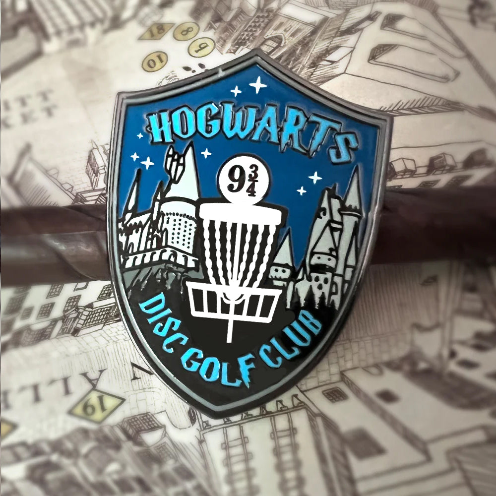 Hogwarts Disc Golf Club Pin - Gotta Go Gotta Throw